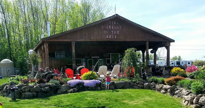 Twilight on the Erie RV Resort Picture 9