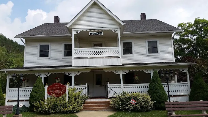 Black Stump Camp Picture 1