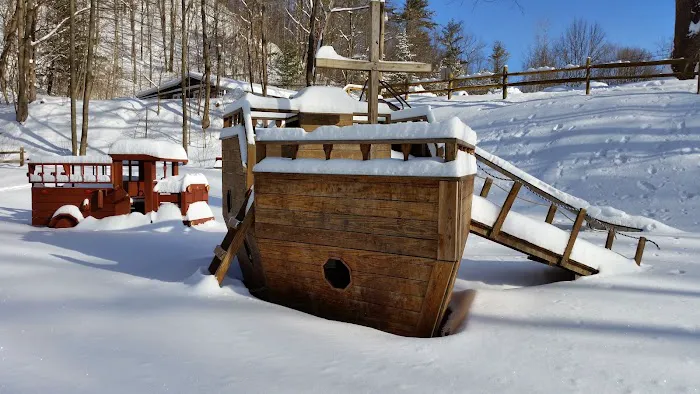 Sugar Creek Glen Campground Picture 10