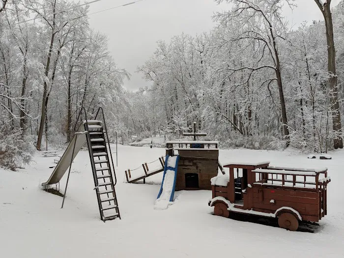 Sugar Creek Glen Campground Picture 8