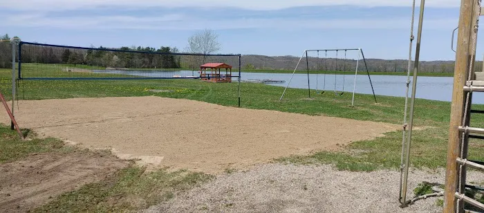 Country Charm Campground Picture 3