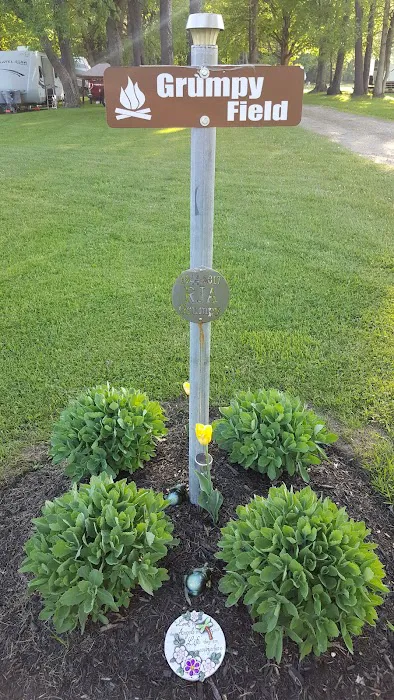 Riverside Park Campground Picture 7