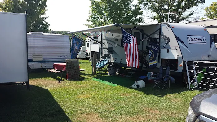 Sunny Hill Picture 5