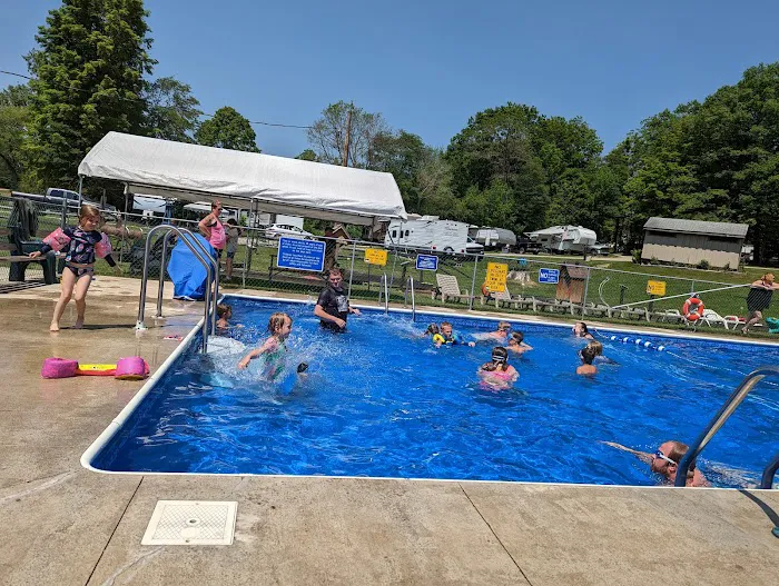 Holiday Hill Campground Picture 9