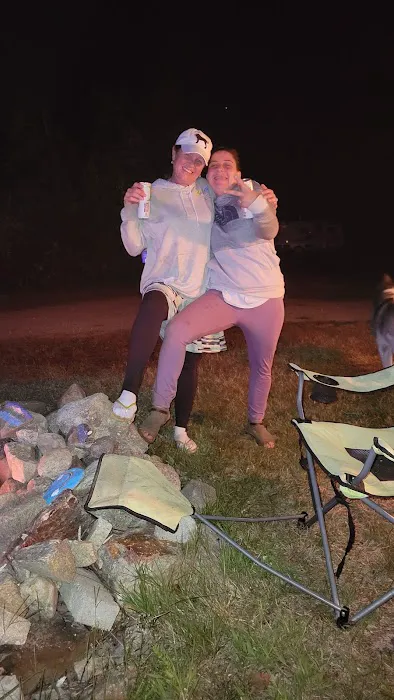 Waters Edge Family Campground Picture 3