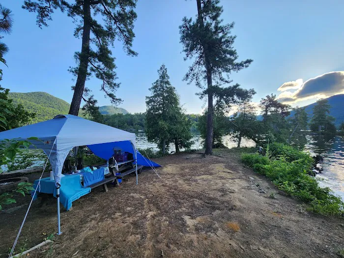 Phantom Island Campground #3 (dock) Picture 2