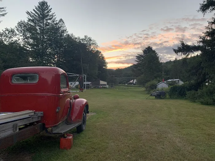 Little Emma's Sweet Retreat Picture 6