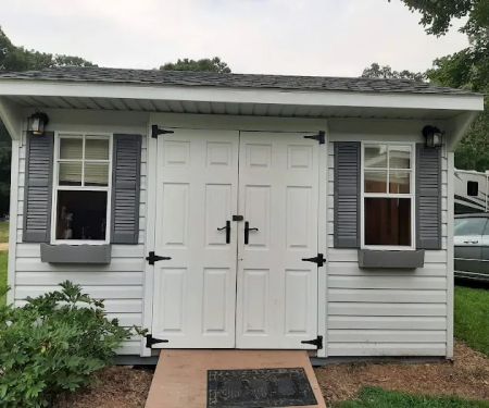 Holiday Acres Camp Grounds