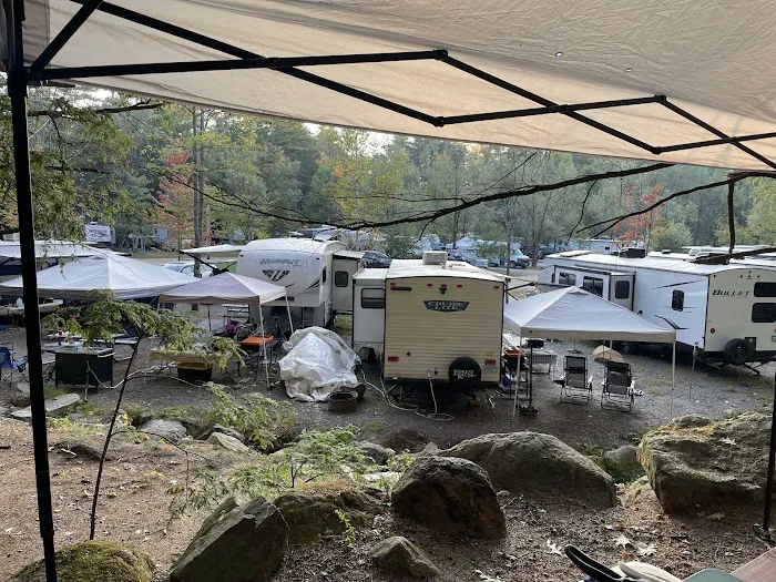 Friendly Beaver Campground Picture 4