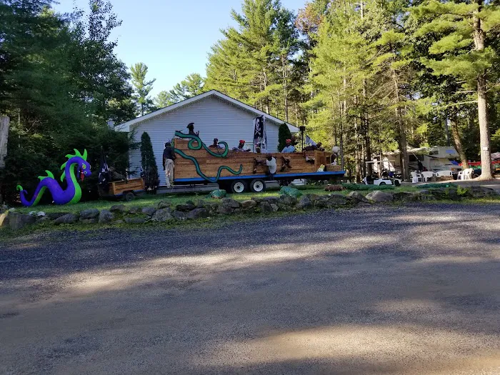 Friendly Beaver Campground Picture 6