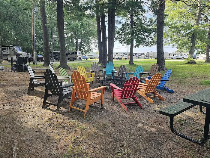 Hanscom AFB FamCamp Picture 9