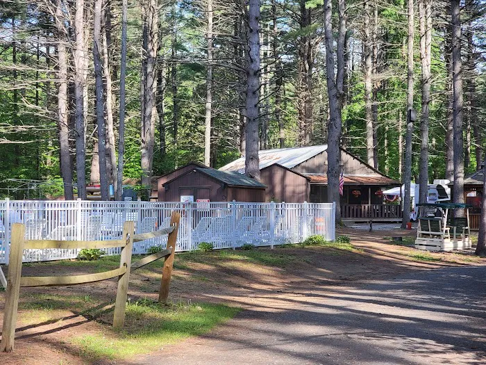 Medcalf Acres Riverfront Campground - Camping in the Adirondacks Picture 6