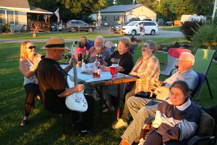 Willows on the Lake Campground Picture 5