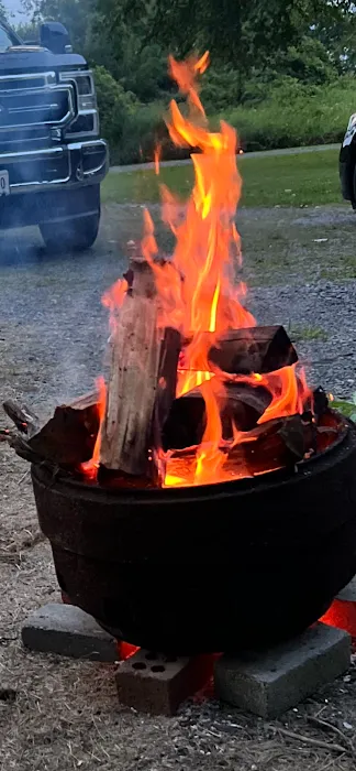 Up the Creek Campgrounds Picture 5