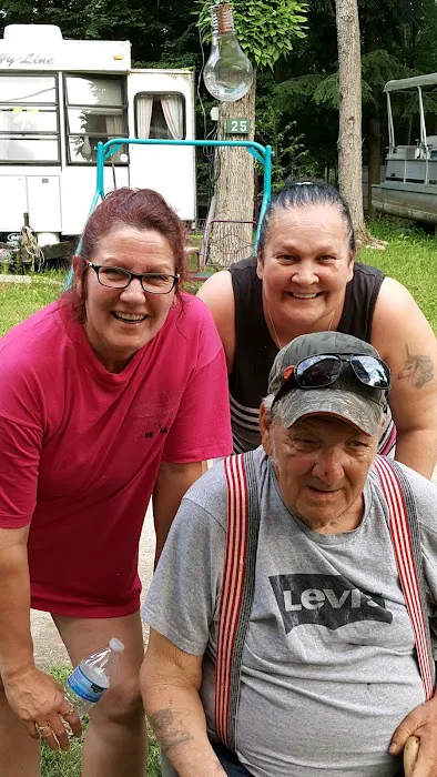 Wilson's Hyde Lake Campsites Picture 10