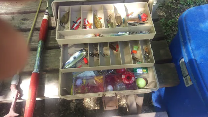 Wilson's Hyde Lake Campsites Picture 2