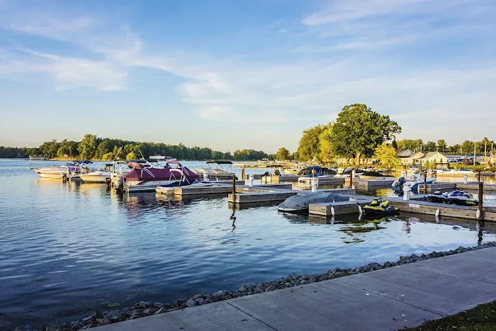 Swan Bay Resort & Marina Picture 1