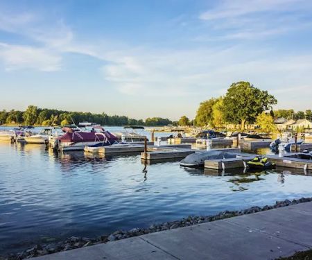 Swan Bay Resort & Marina