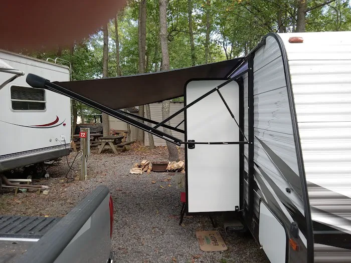 Shoop's Country Campground Picture 3