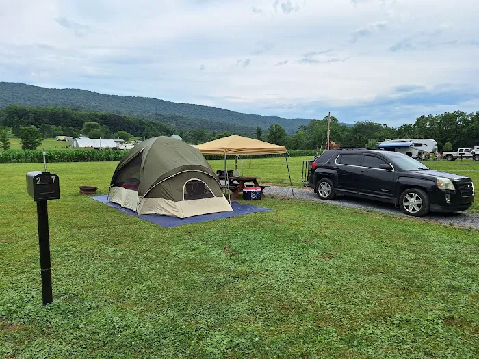 Robinson's Family Campground Picture 7