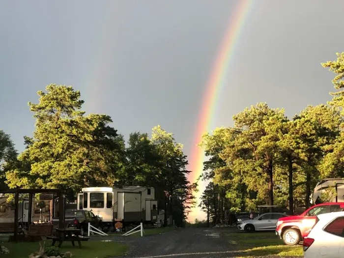 Pine Ridge Campground Picture 5