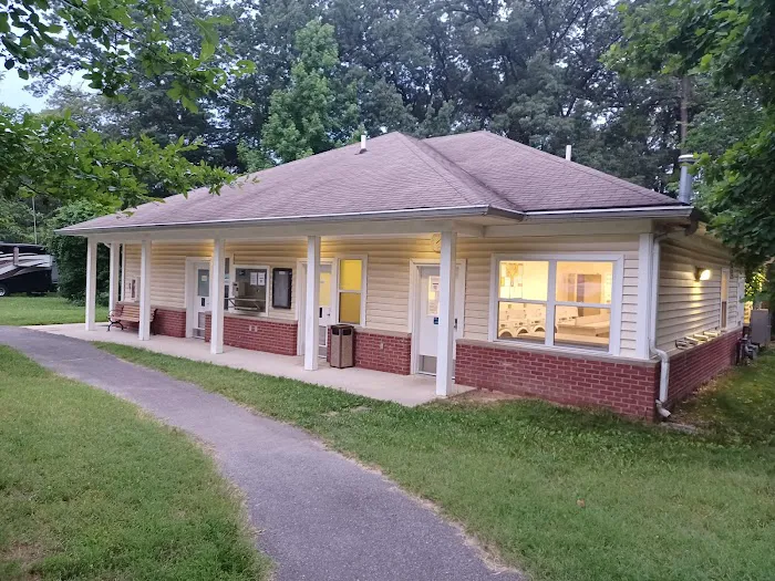 Camp Meade RV Park Picture 4