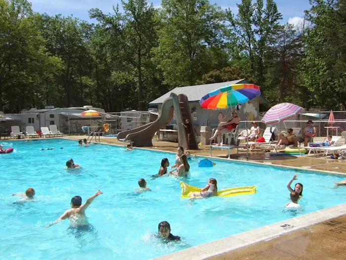 Adventure Bound Camping Resorts - Washington DC Picture 1