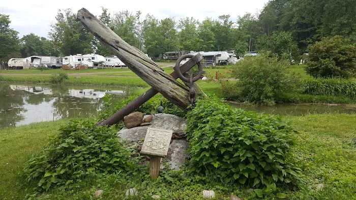 Hughes Marina & Campground Picture 9