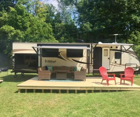 Creek-N-Wood RV Park and Campground