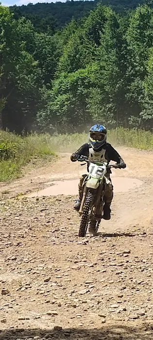 Majestic Kamp & Lost Trails Camp ground Picture 4