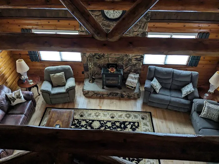 Majestic Kamp Log Cabin Picture 3