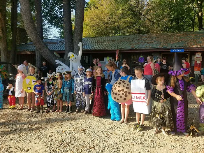 Adventure Bound Camping Resort - Four Winds Picture 3