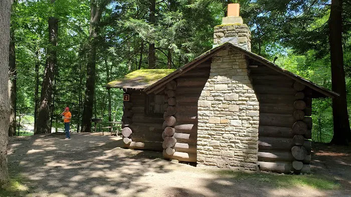 Letchworth D Cabins Picture 4