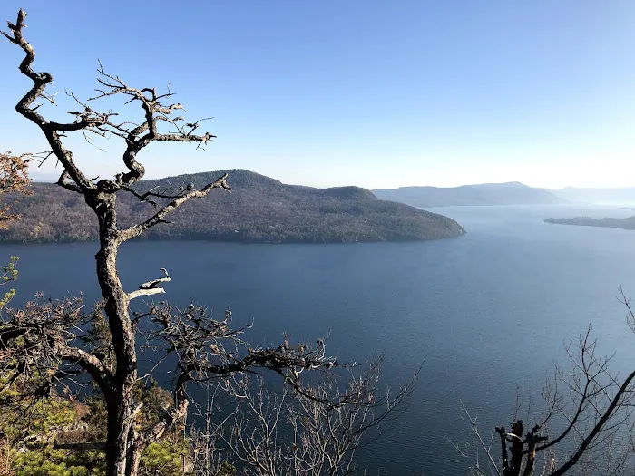 Temple Knoll Island Picture 4