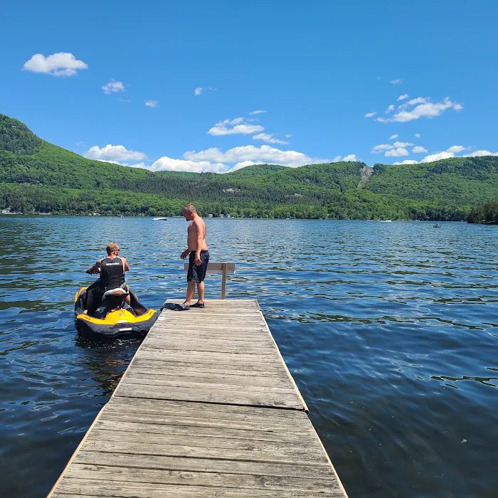 Waterhouses: Lodging, Campground & Marina Picture 4