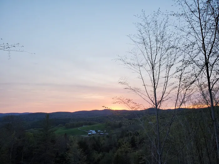Big Sky Tent Deck Picture 9