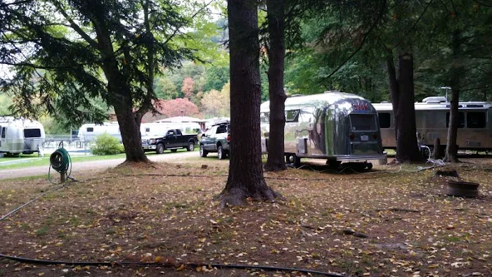 Green Mountain Family Campground Picture 4