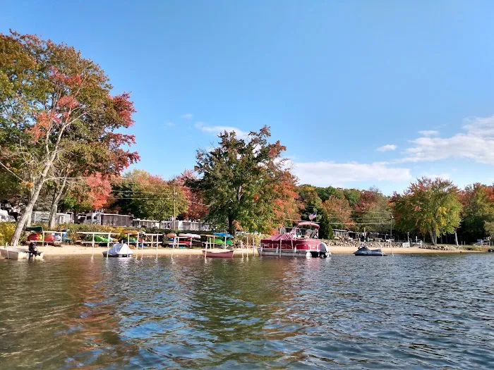 Silver Lake Park Campground (Modern America Campgrounds) Picture 2