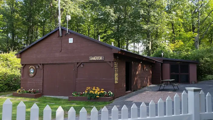 Merry Knoll Campground Picture 1