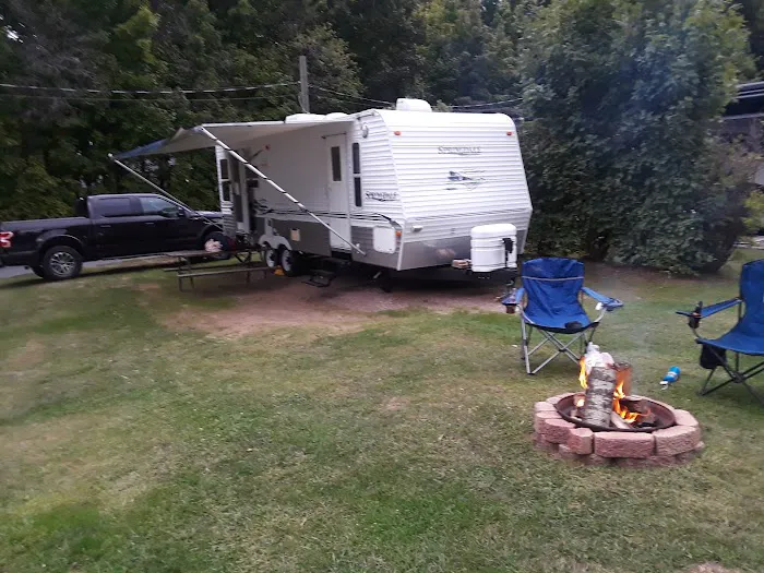 Merry Knoll Campground Picture 2