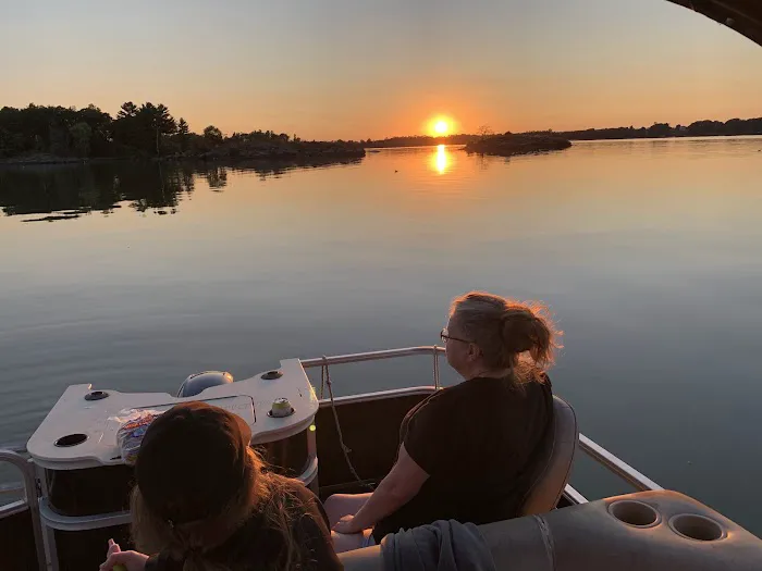 Back Bay Campground & Cottages Picture 3