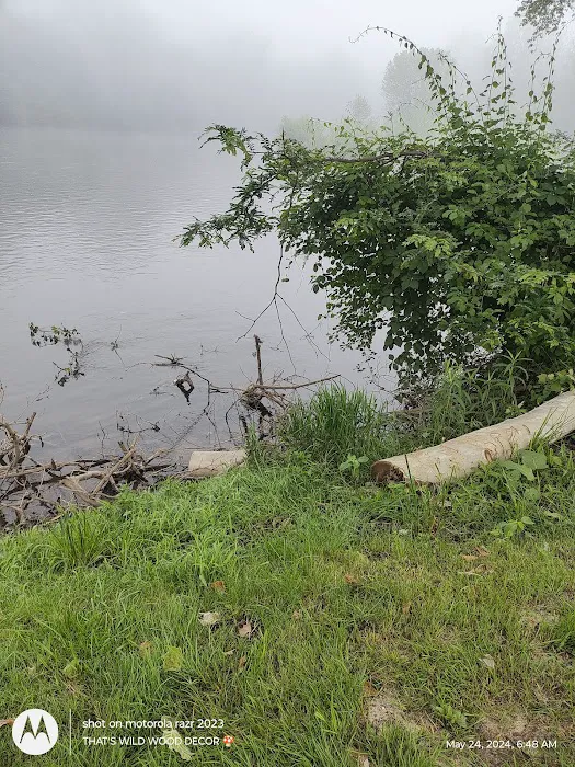 Peachey's Campground Picture 2