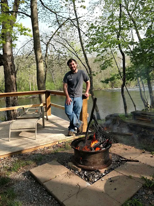 Lazy Dayz Riverfront Campground Picture 9