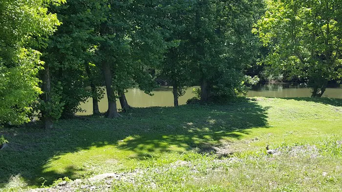 River Front Family Campground Picture 10