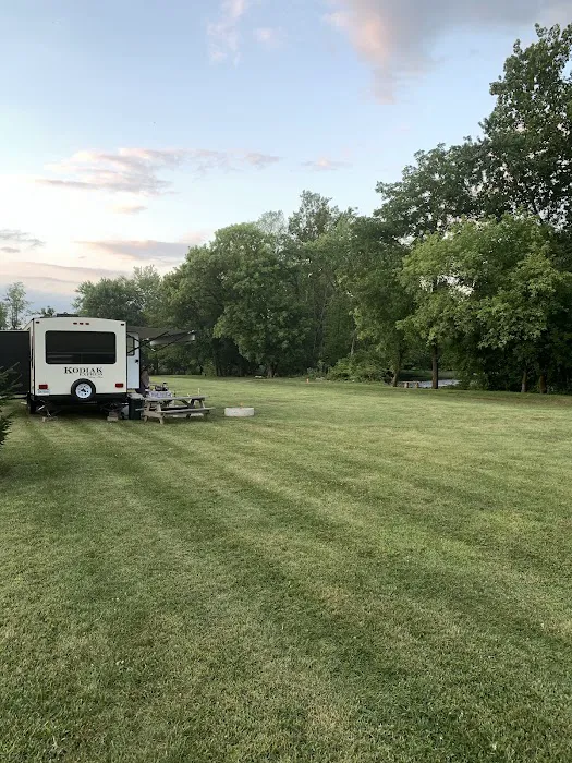 River Front Family Campground Picture 4