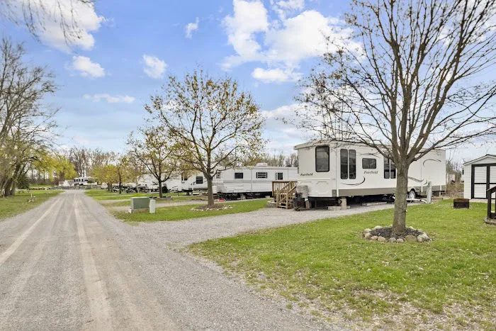 Gravel Ponds Campground Picture 7