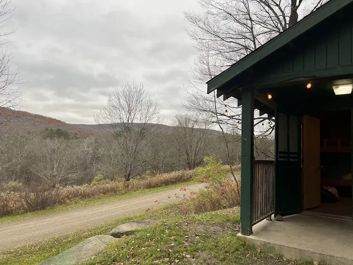 Congdon Cabins Picture 8