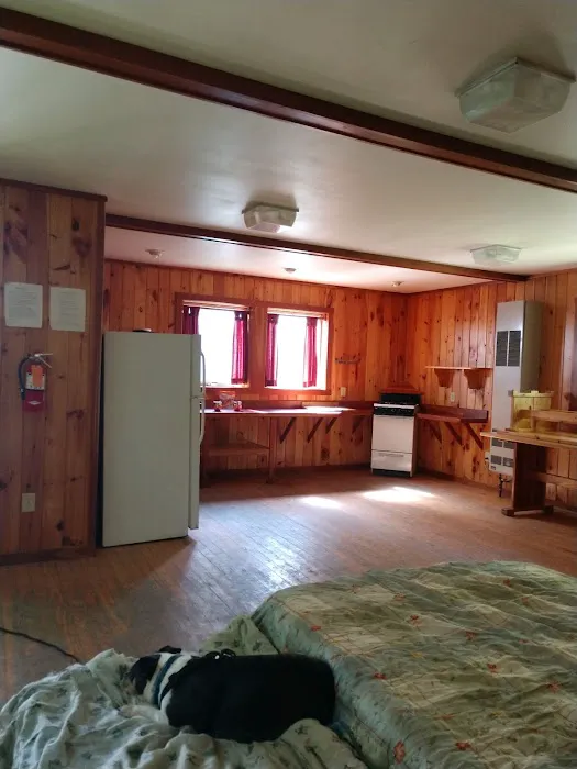 Kaiser Cabins Picture 2
