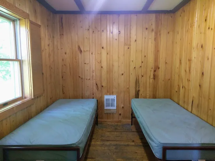 McIntosh Cabins Picture 3