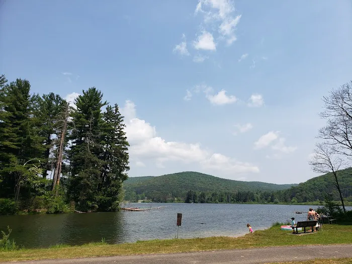 Redhouse Loop Campground Picture 5